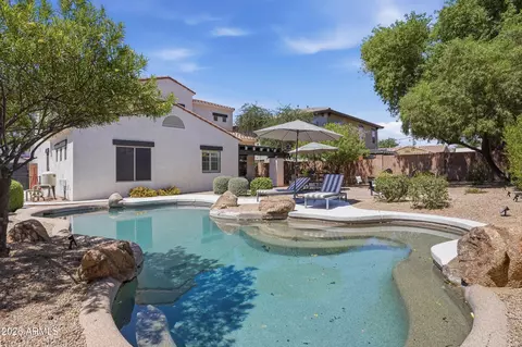 Exterior - 1285 E Parkview Dr, Gilbert, AZ 85295 photo 6 of 7