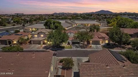 View/Area - 1285 E Parkview Dr, Gilbert, AZ 85295 photo 5 of 6