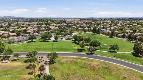 View/Area - 1285 E Parkview Dr, Gilbert, AZ 85295 photo 4 of 6