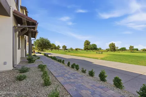808 E San Marino Dr, Queen Creek, AZ 85140