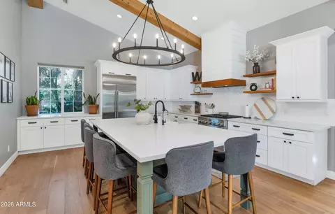 Kitchen - 5321 Earll Dr, Phoenix, AZ 85018 photo 1 of 6
