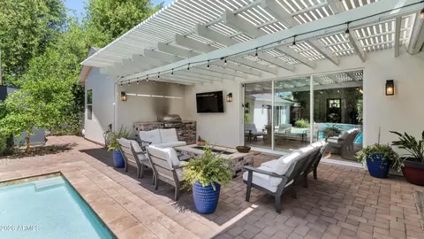 Exterior - 5321 Earll Dr, Phoenix, AZ 85018 photo 4 of 5
