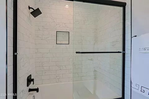 Bath - 1215 E Cambridge Ave, Phoenix, AZ 85006 photo 5 of 13