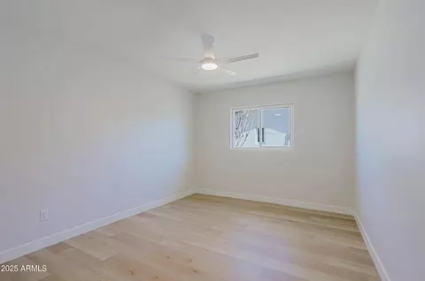 Bedroom - 1215 E Cambridge Ave, Phoenix, AZ 85006 photo 6 of 7