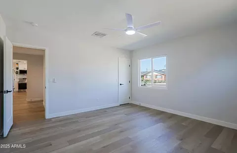Bedroom - 1215 E Cambridge Ave, Phoenix, AZ 85006 photo 5 of 7