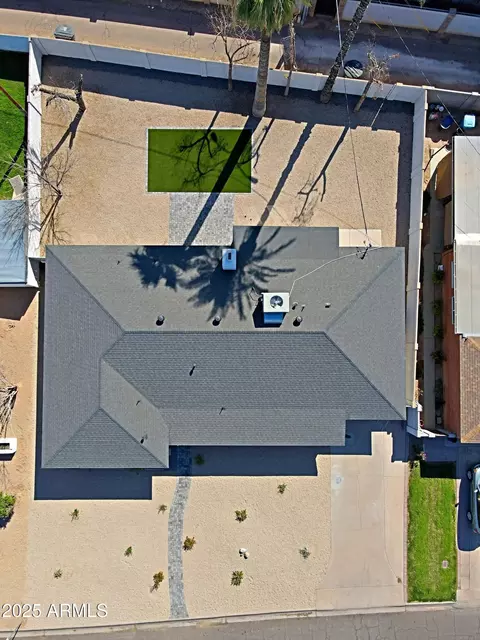 View/Area - 1215 E Cambridge Ave, Phoenix, AZ 85006 photo 1 of 3