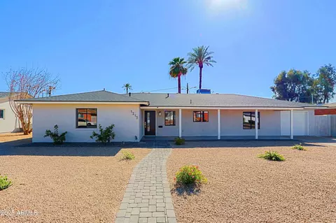1215 E Cambridge Ave, Phoenix, AZ 85006
