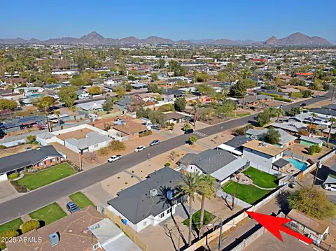 View/Area - 1215 E Cambridge Ave, Phoenix, AZ 85006 photo 3 of 3