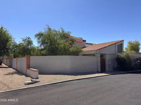 2435 W Greenway Rd #8, Phoenix, AZ 85023