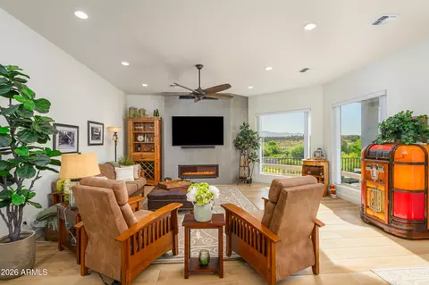Living - 4280 W Hogan Dr, Cornville, AZ 86325 photo 1 of 3