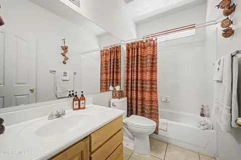 Bath - 433 W Desert Ave, Gilbert, AZ 85233 photo 3 of 3
