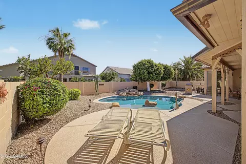 Exterior - 433 W Desert Ave, Gilbert, AZ 85233 photo 2 of 3