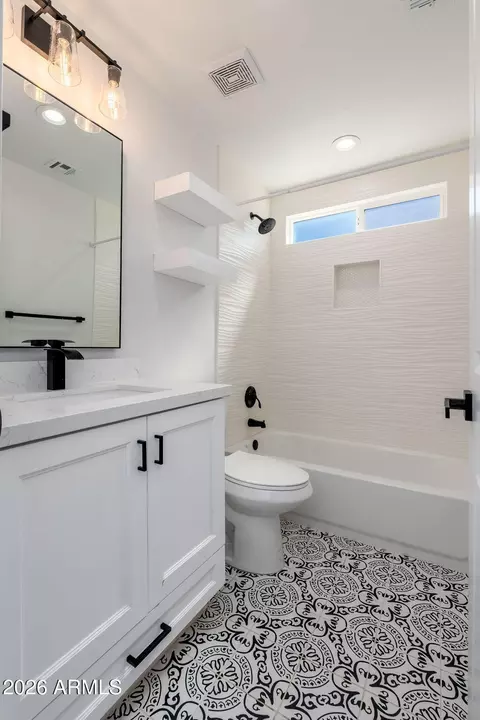 Bath - 1411 E Dava Dr, Tempe, AZ 85283 photo 4 of 4