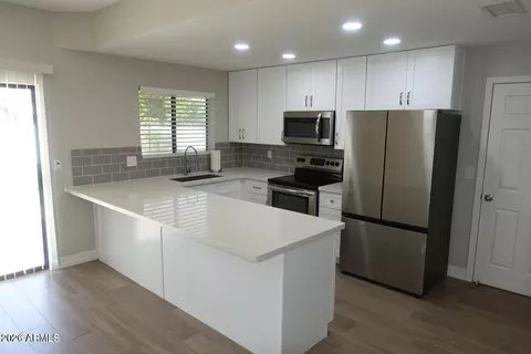 58 W Melody Dr, Gilbert, AZ 85233