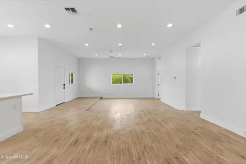 Living - 2709 E Phelps Rd, Phoenix, AZ 85032 photo 3 of 3