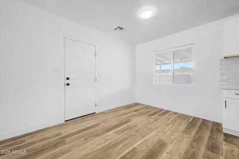 Entry Way - 4437 E Almeria Rd, Phoenix, AZ 85008 photo 2 of 2