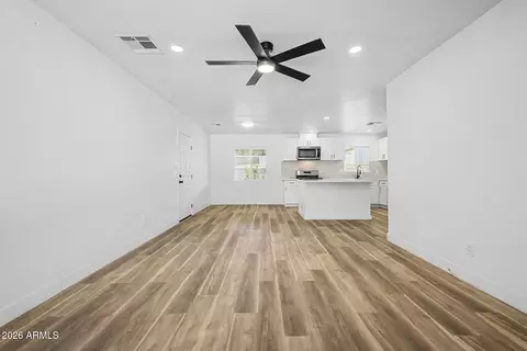 Entry Way - 4437 E Almeria Rd, Phoenix, AZ 85008 photo 1 of 2