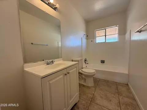 4447 E Almeria Rd, Phoenix, AZ 85008 photo 9
