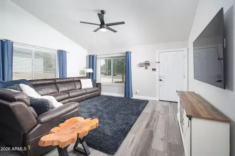 Living - 1256 E Utopia Rd, Phoenix, AZ 85024 photo 1 of 1