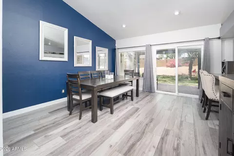Dining - 1256 E Utopia Rd, Phoenix, AZ 85024 photo 1 of 1