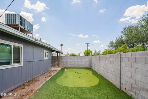 Exterior - 1648 E Mitchell Dr, Phoenix, AZ 85016 photo 3 of 4