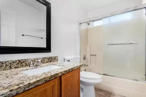 Bath - 2842 E Beck Ln #2, Phoenix, AZ 85032 photo 2 of 2
