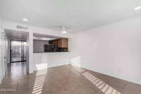 Living - 2842 E Beck Ln #2, Phoenix, AZ 85032 photo 3 of 4
