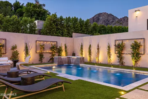 Exterior - 2228 E Solar Dr, Phoenix, AZ 85020 photo 17 of 17