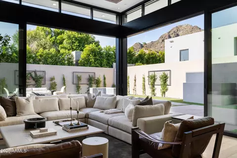 Living - 2228 E Solar Dr, Phoenix, AZ 85020 photo 7 of 10