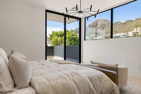 Bedroom - 2228 E Solar Dr, Phoenix, AZ 85020 photo 2 of 6