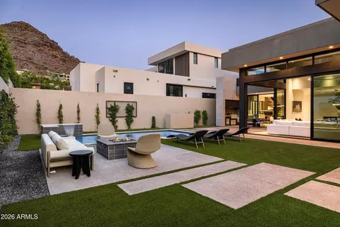 Exterior - 2228 E Solar Dr, Phoenix, AZ 85020 photo 14 of 17