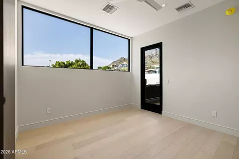 Bedroom - 2228 E Solar Dr, Phoenix, AZ 85020 photo 3 of 6