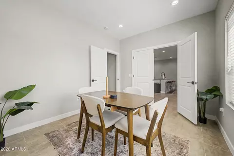 Dining - 1908 W Lawrence Rd #12, Phoenix, AZ 85015 photo 2 of 2