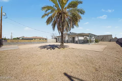 Exterior - 1908 W Lawrence Rd #12, Phoenix, AZ 85015 photo 1 of 3