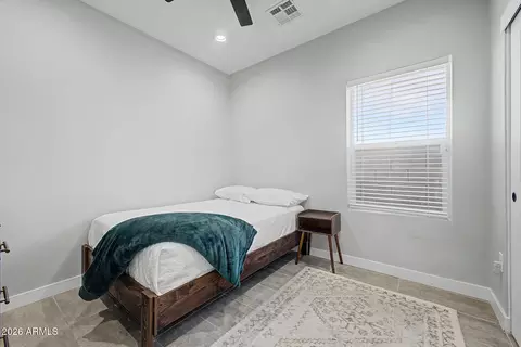 Bedroom - 1908 W Lawrence Rd #12, Phoenix, AZ 85015 photo 4 of 7