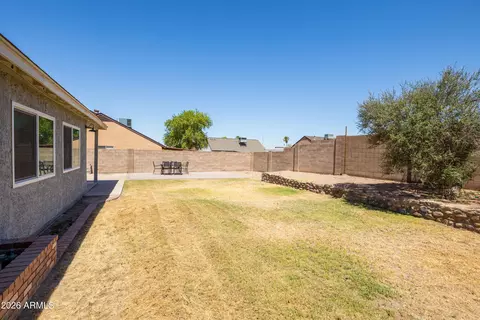 Exterior - 1314 E Topeka Dr, Phoenix, AZ 85024 photo 8 of 13
