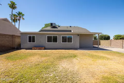Exterior - 1314 E Topeka Dr, Phoenix, AZ 85024 photo 7 of 13
