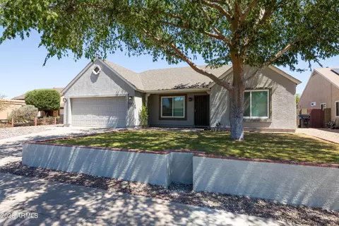 Exterior - 1314 E Topeka Dr, Phoenix, AZ 85024 photo 2 of 13