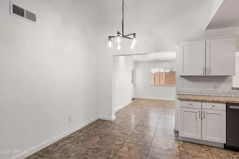 Dining - 1314 E Topeka Dr, Phoenix, AZ 85024 photo 1 of 1