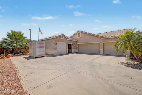18360 N Alamo Dr, Surprise, AZ 85374