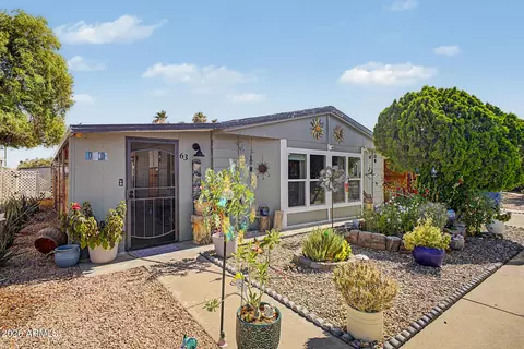 245 S 56th St #63, Mesa, AZ 85206