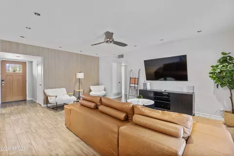6836 E Cheery Lynn Rd, Scottsdale, AZ 85251