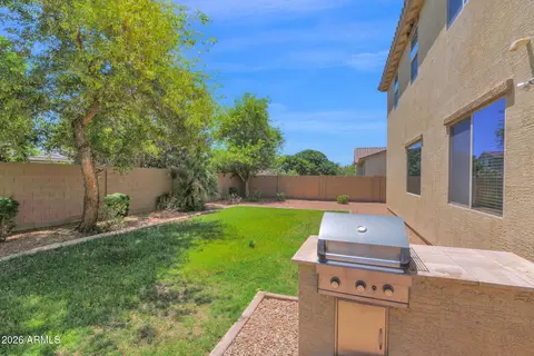 Exterior - 2839 E Muirfield St, Gilbert, AZ 85298 photo 6 of 10