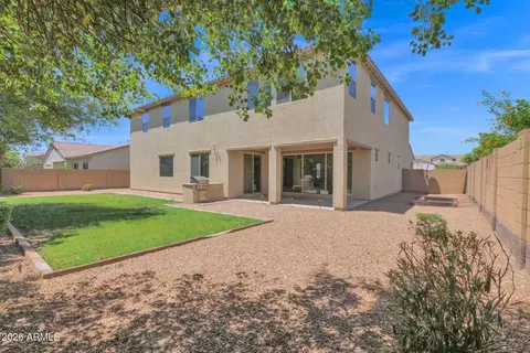 Exterior - 2839 E Muirfield St, Gilbert, AZ 85298 photo 4 of 10