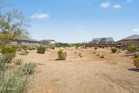 Exterior - 8041 E Jacaranda St, Mesa, AZ 85207 photo 10 of 15