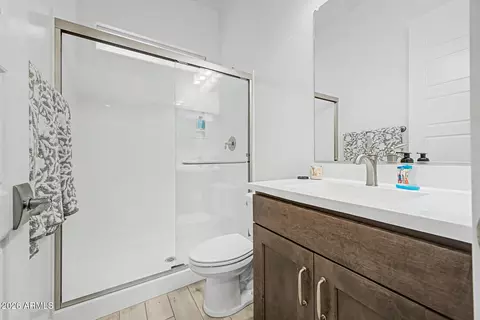 Bath - 8041 E Jacaranda St, Mesa, AZ 85207 photo 4 of 4