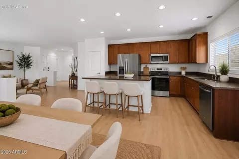 25534 W Burgess Ln, Buckeye, AZ 85326