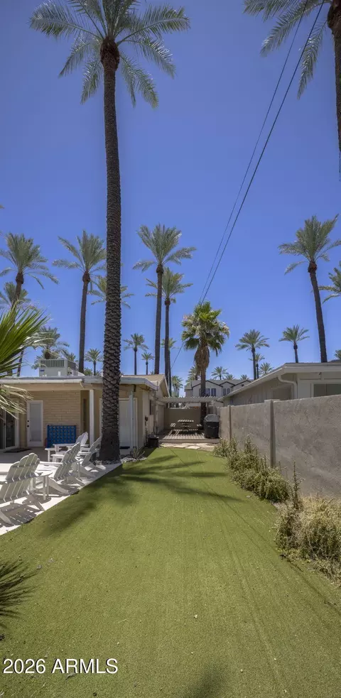 Exterior - 4312 E Sells Dr, Phoenix, AZ 85018 photo 7 of 12