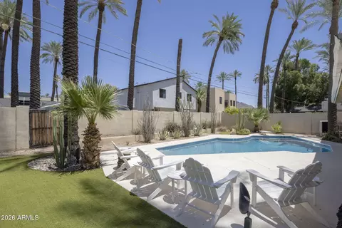 Exterior - 4312 E Sells Dr, Phoenix, AZ 85018 photo 8 of 12