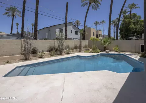 Exterior - 4312 E Sells Dr, Phoenix, AZ 85018 photo 2 of 12